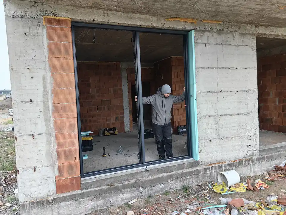 Обект Марково, ЕТЕМ Е75, Е50 Плъзгане с повдигане, Троен ст-ет, Скрит обков — снимка 5