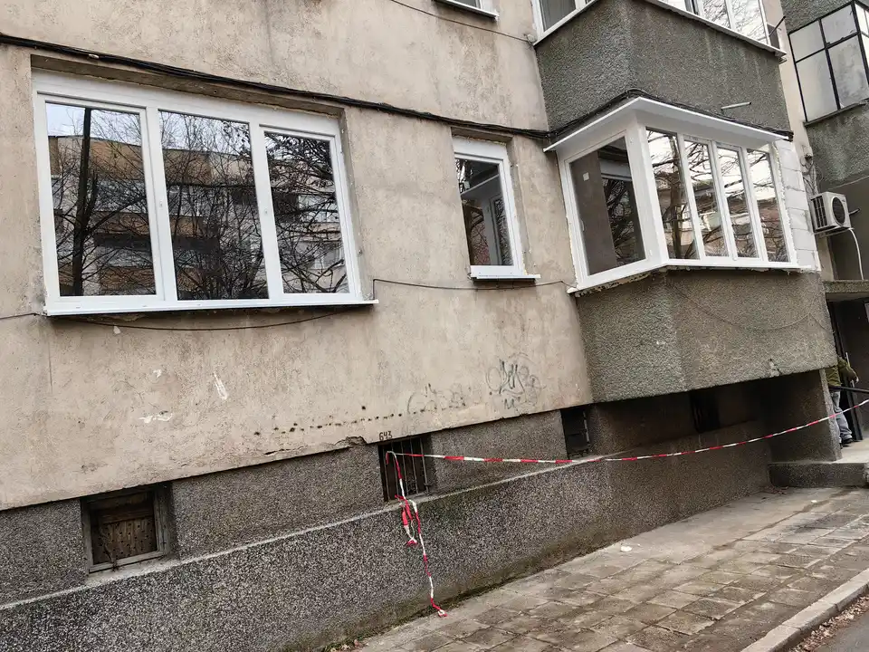 Обект Пловдив 20, Цялостна смяна на дограма, Остъкление на тераса — снимка 5