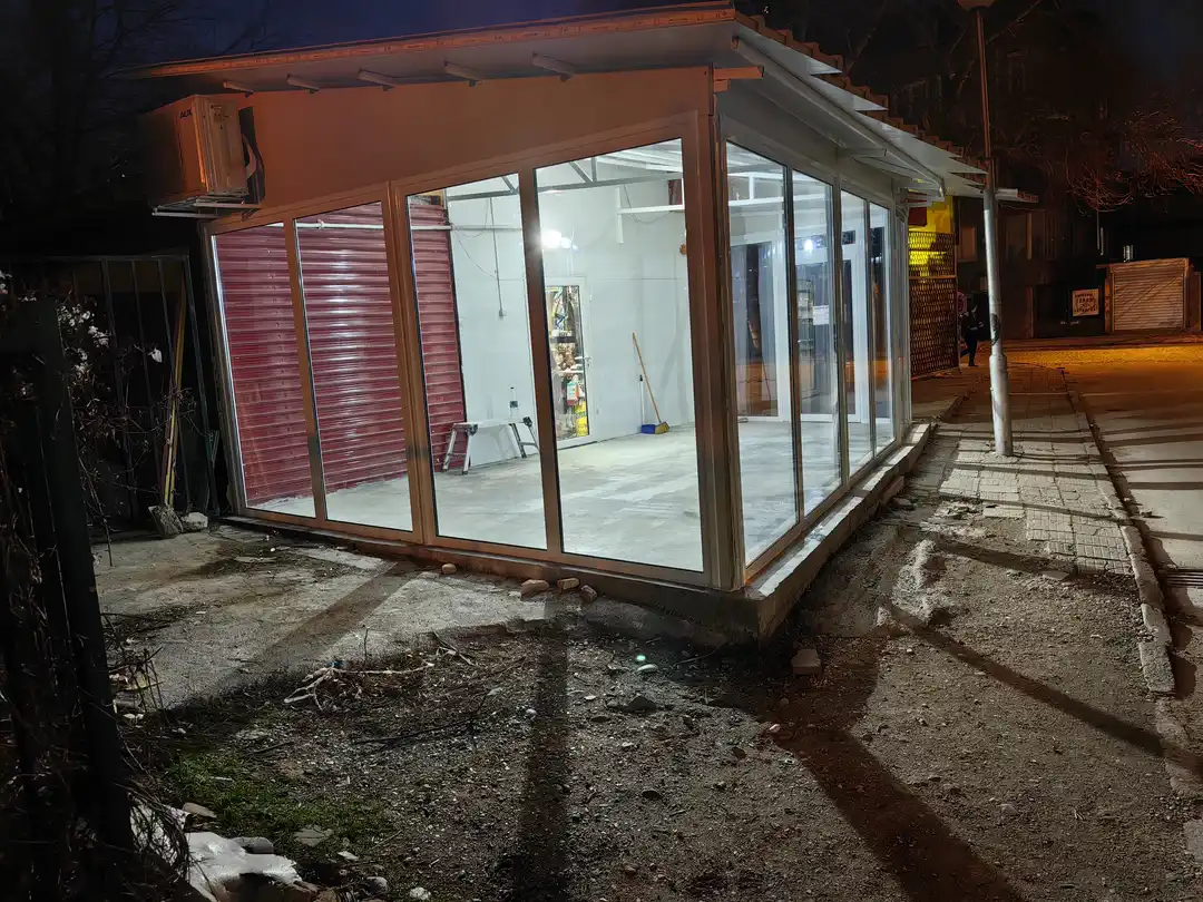 Обект Пловдив 39, Цялостно изпълнение на магазин от А до Я, Фундамент, Метална конструкция, Термопанел, Дограма, Улуци и Обшивки, Хидроизолиране — снимка 29