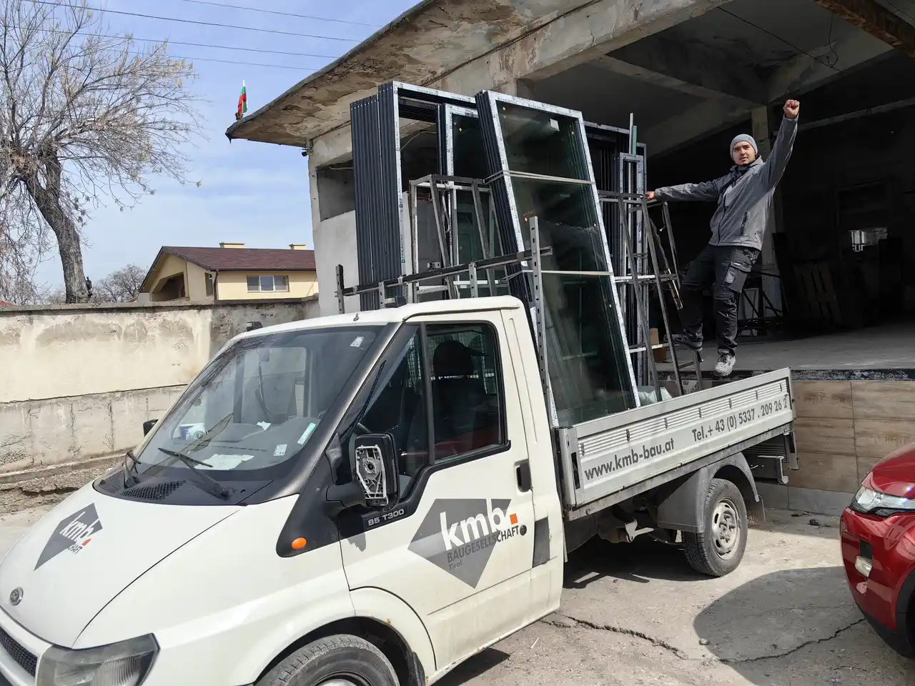 Обект Стамболийски 18, Затваряне на барбекю, Алуминиево плъзгане, Антрацит, Завършване с первази, Плъзгащи комарници, Хидроизолиране — снимка 6
