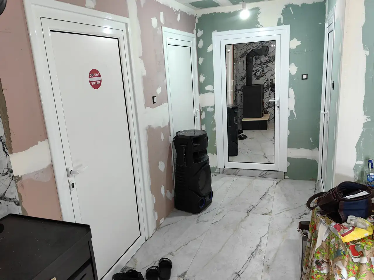 Обект Стамболийски 21, Вътрешни врати, Обръщане с первази — снимка 4