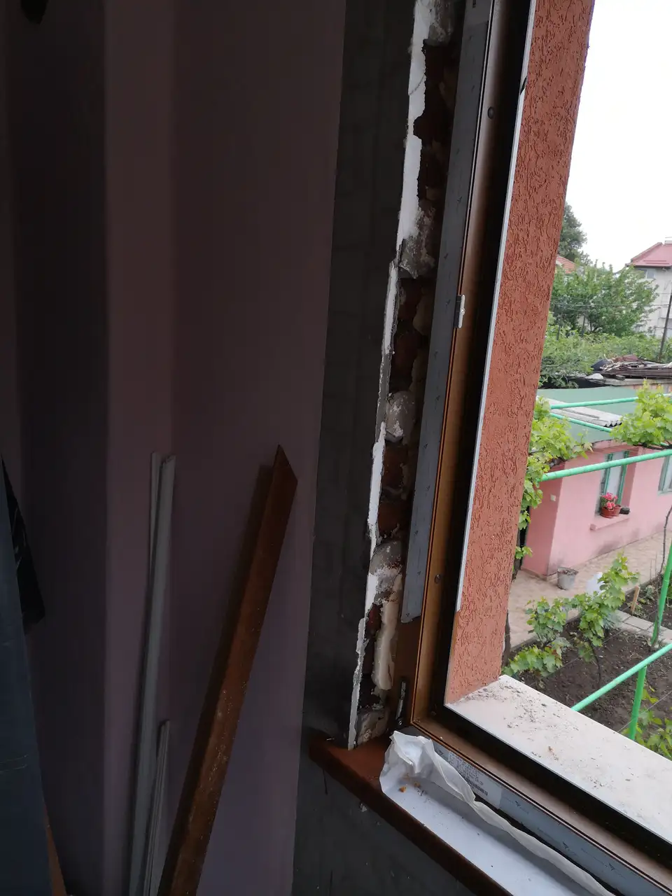 Обект Стамболийски 45, Смяна на дограма, Входна врата от Термоалуминий, Обръщане с первази, Кьомерлинг 76, Троен ст-ет, ПВЦ Дистанционери — снимка 11