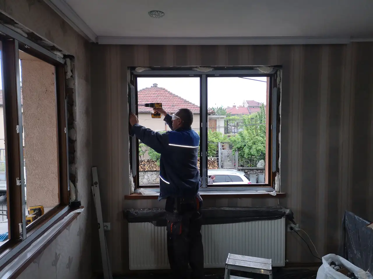 Обект Стамболийски 45, Смяна на дограма, Входна врата от Термоалуминий, Обръщане с первази, Кьомерлинг 76, Троен ст-ет, ПВЦ Дистанционери — снимка 36