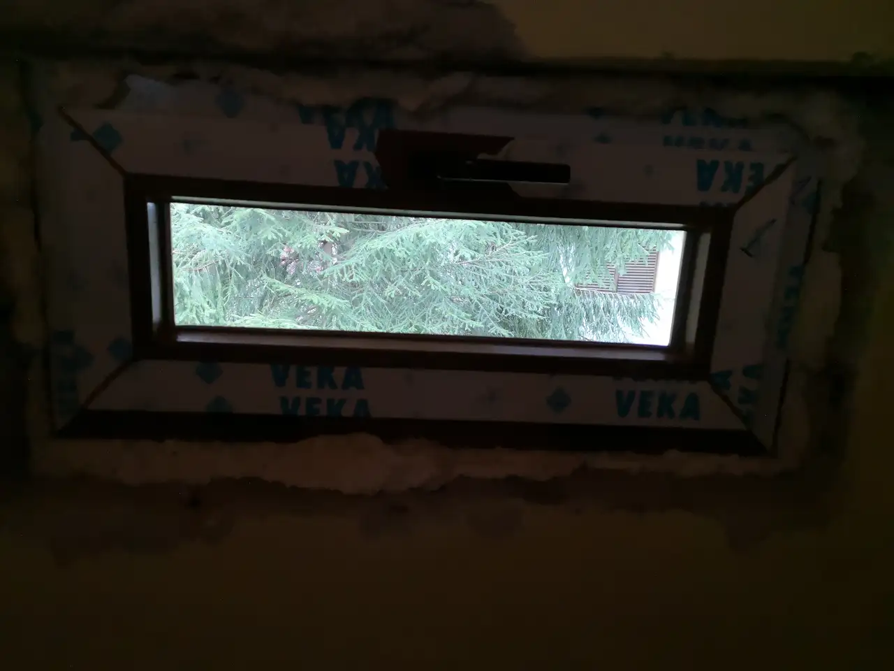 Обект Върховръх, Смяна на дограма, VEKA 70, Клапи за налягане — снимка 17