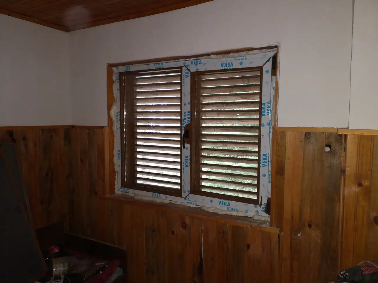 Обект Върховръх, Смяна на дограма, VEKA 70, Клапи за налягане — снимка 24
