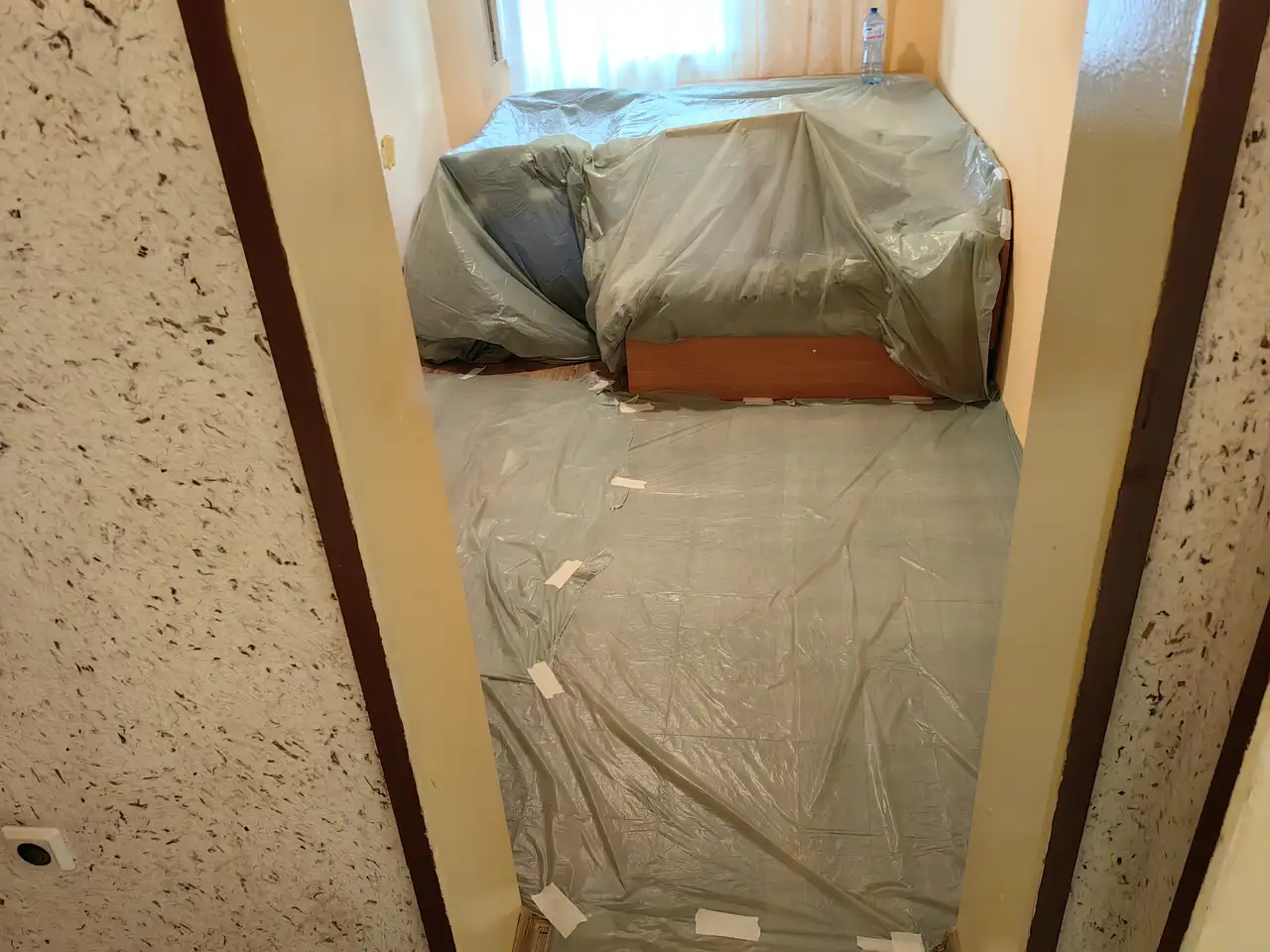 Стамболийски, Обект 32, Подмяна вътрешни врати, Обръщане с первази — снимка 8