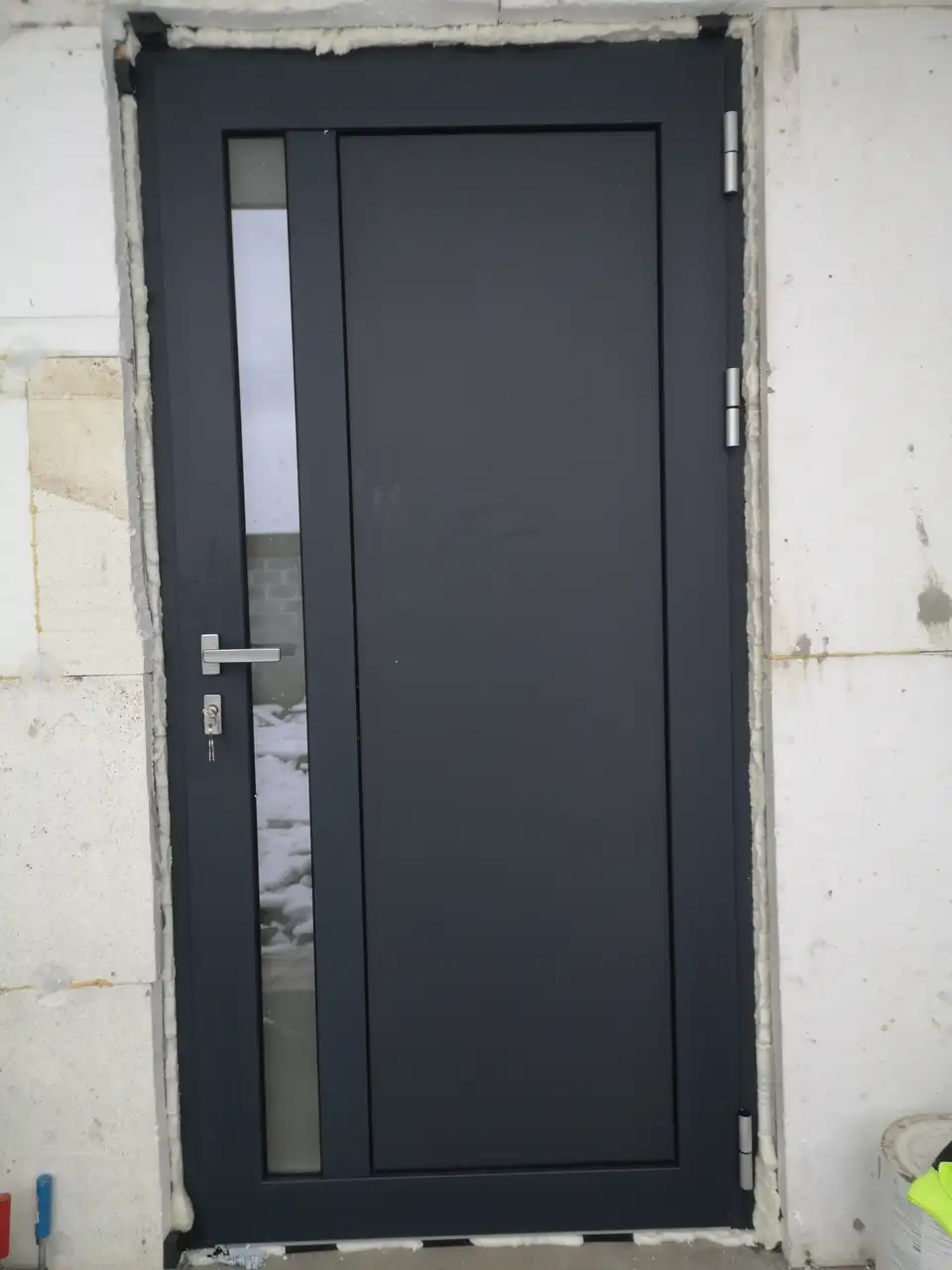 Стамболийски Обект 40, Входна врата, МАКО Тройна Брава+шипове, Термоалуминий 85мм, Антрацит, Алуминиев панел — снимка 2